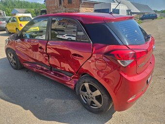 Hyundai i20 1.2i 55kw klima 2017 ČR - 8