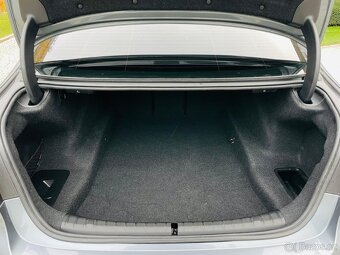 BMW Řada 5 530i G30 XDRIVE 185KW AUT LED M-PAKET SERVISKA - 8