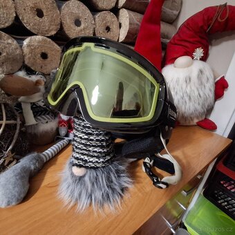 Dětská, dámská pánská přilba na lyže, snowboard. - 8