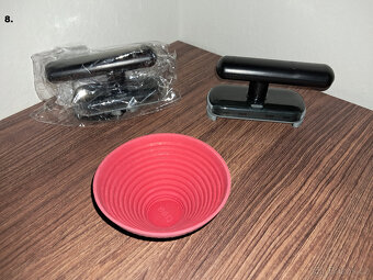 Prkénko, držáky, potrav. sáčky, lis na česnek a nůž na máslo - 8