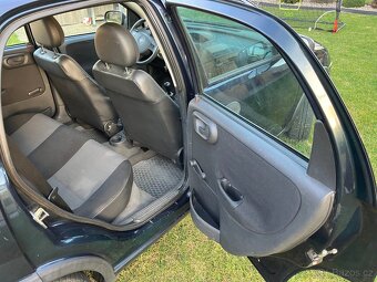 Opel Corsa - 8
