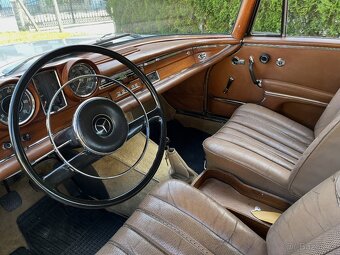Predám Mercedes Benz W 111 coupe - 8