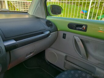 VW New Beetle 2.0, 2002 - 8