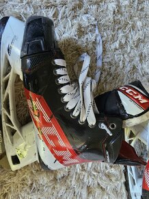 Brusle CCM FT4 Pro - 8