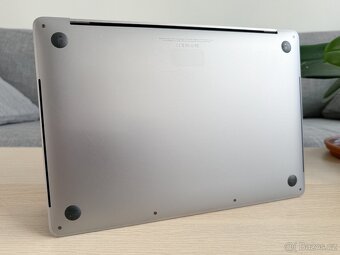 Apple MacBook Pro 13" (2018) - i7 2,70GHz, 16GB, 512GB SSD - 8