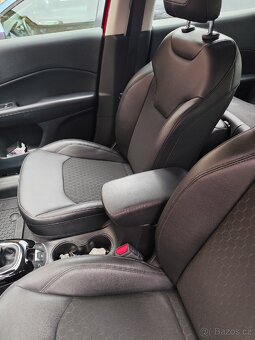 Jeep Compas benzín 2021 - 8
