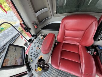 Sklízecí mlátička Case IH AF7230 - 8