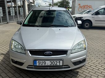 Ford Focus 1.6i, 74kw Ghia výbava - 8