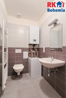 Pronájem nově zrekonstruovaného bytu 1+kk o výměře 39,89 m2 - 8