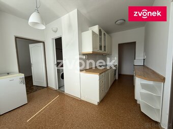 3+1 se dvěma lodžiemi, pěkná lokalita Zlína - 8