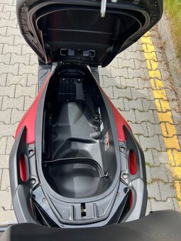 Honda Forza 125 - 8
