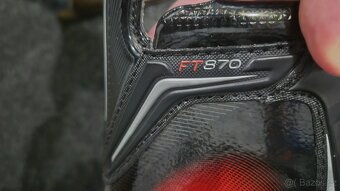 Brusle CCM JETSPEED FT870 SR vel. 45, nebo 9,5 - 8