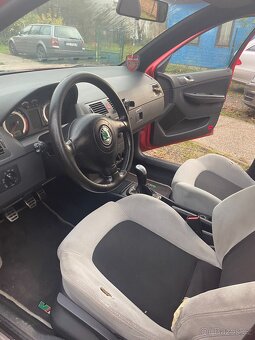 Škoda Fabia RS 1.9 TDI červené barvy - 8