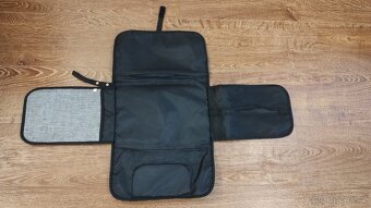 Rostoucí nosítko Moisha Grow + věci zdarma - 8