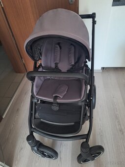 Kočár Anex M/Type - 8