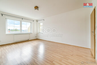 Prodej bytu 3+1, 124 m², Turnov, ul. Nádražní - 8