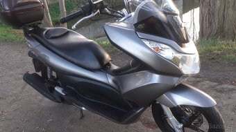 Honda PCX 150 - 8