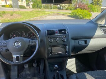 VW Touran 2.0 TDi - 8