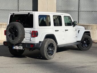 Jeep Wrangler Sahara Unlimited 2.0, 4x4, automat, DPH - 8