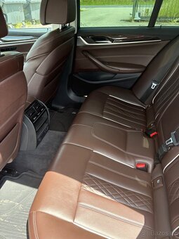BMW 530 D  XDRIVE-3,0d/195kW - 8