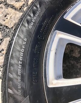 Alu kola rozteč 4x100 nejeté zimní pneu 195/65/15 - 8