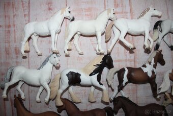 Figurky koní Schleich 4 - 8