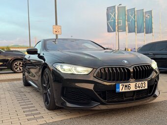 BMW M850i xDrive 390 kW / 510 koní Černá perl - 8