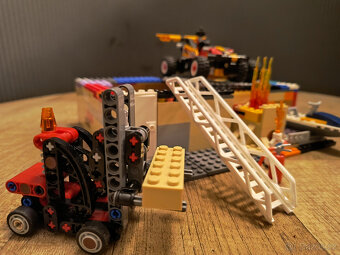 LEGO figurky postavičky a autíčka různé mix - 8