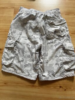 Kraťasy a šortky - 8