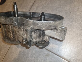 Polomotor babetta 210 - 8