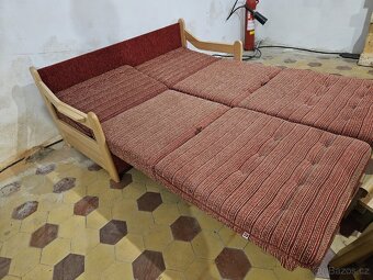 Rozkládací sedačka / postel - 8