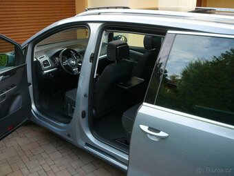 VW SHARAN 2.0 TDI 103KW PANORAMA CUP NAVI EL.DVEŘE PARKPILOT - 8