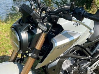 Honda CB 125 R Neo Sports Café - 8