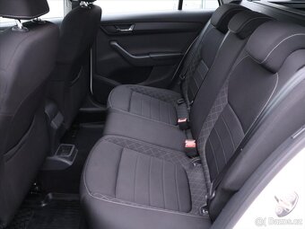 Škoda Fabia 1,4 TDI 66kW CZ Style DPH (2015) - 8