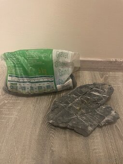 Akvarium 30l + vybavení - 8