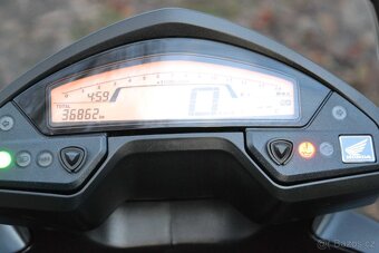 Honda VFR 800X CROSSRUNNER - 8