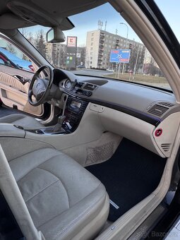 Mercedes w211 E320 - 8