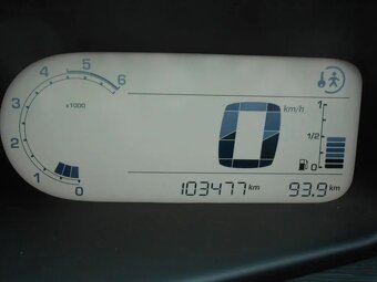 Citroën C3 Picasso, 1,6 HDI J - 8