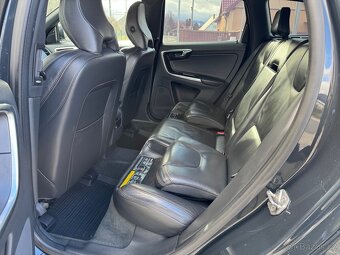 VOLVO XC60 2,4 D4 - 8