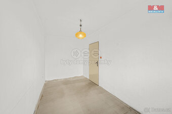 Prodej bytu 3+1, 57 m², Hradec Králové, ul. Polní - 8