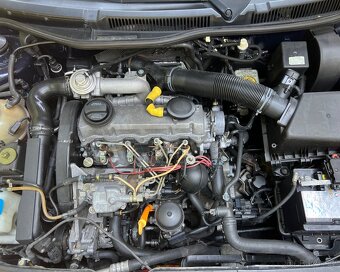 VW Golf 1.9TDI 66KW STK 2027 - 8