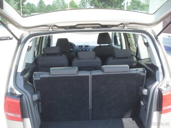 Volkswagen Touran 1.6 TDi 7 MIST - 8