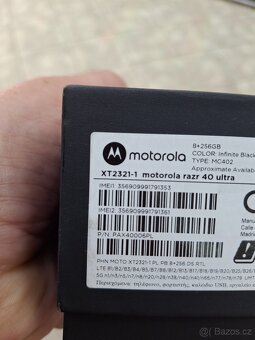 Motorola Razr 40 Ultra 5G 256GB - 8