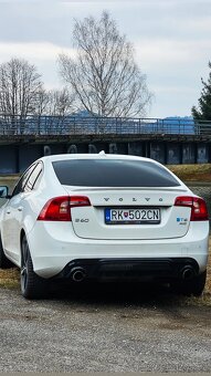 Volvo S60 - 8