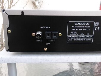 ONKYO T-4211 špičkový tuner s RDS, 30 předvoleb - 8