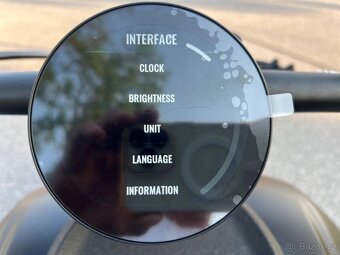 Prodám QJ MOTOR SRV 600 V - 8