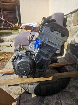 Honda CBR 900 RR Fireblade sc33 - 8