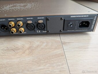 Mytek Manhattan - referenční DAC a preamp - 8