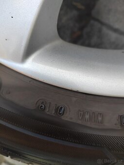 Prodám orig alu 16 škoda Octavia 2 5x112 ET 50 letní pneu - 8