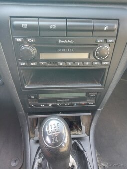 OCTAVIA TOUR,1.6,naj.124.200km,DIGI KLIMA,NOVÁ SPOJKA+STK - 8